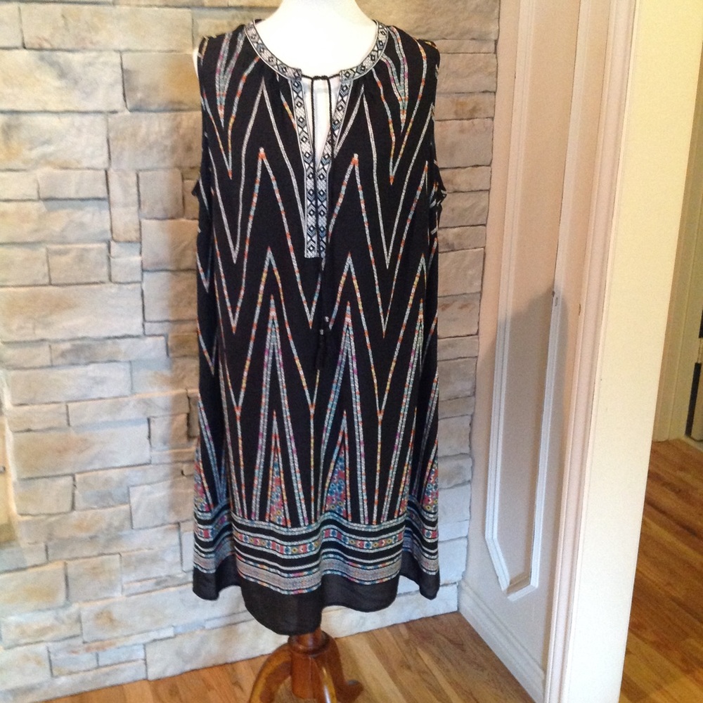 Adorable Black Tribal Print Sleeveless Dress